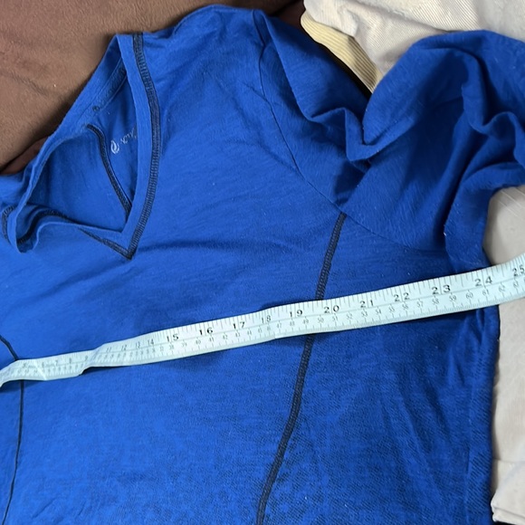 Active zone, royal blue, long sleeve, animal, print, ombré in woman size X - Picture 5 of 6